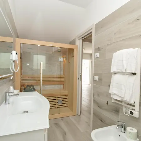Hotel apartamentowy Marina & 4 Stelle S