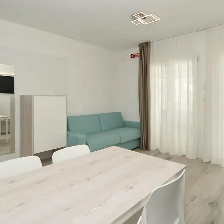 Hotel apartamentowy Marina & 4 Stelle S