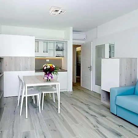 Aparthotel Marina & 4 Stelle S